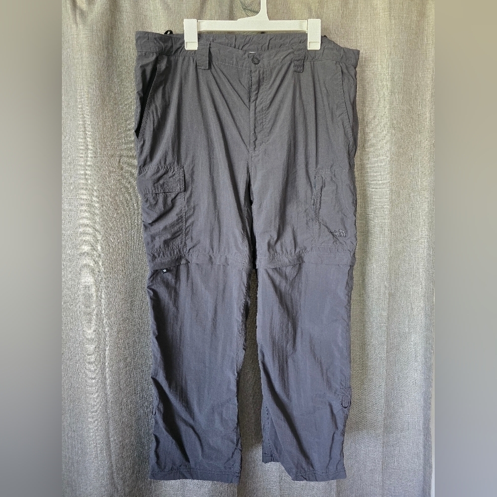 The North Face Pants Men’s XL Convertible Cargo Pants Gray Nylon Hiking